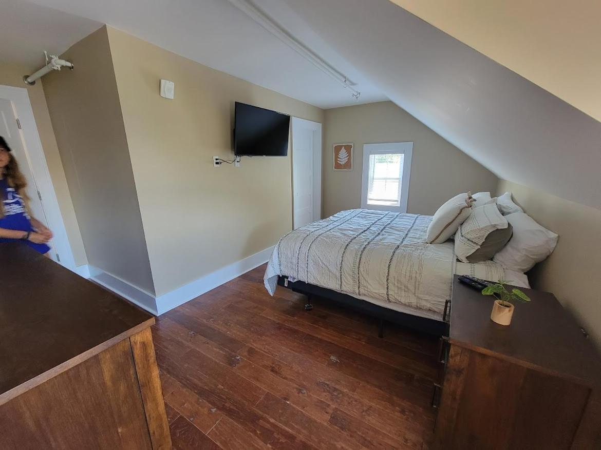The Hidden Inn South Kortright ภายนอก รูปภาพ