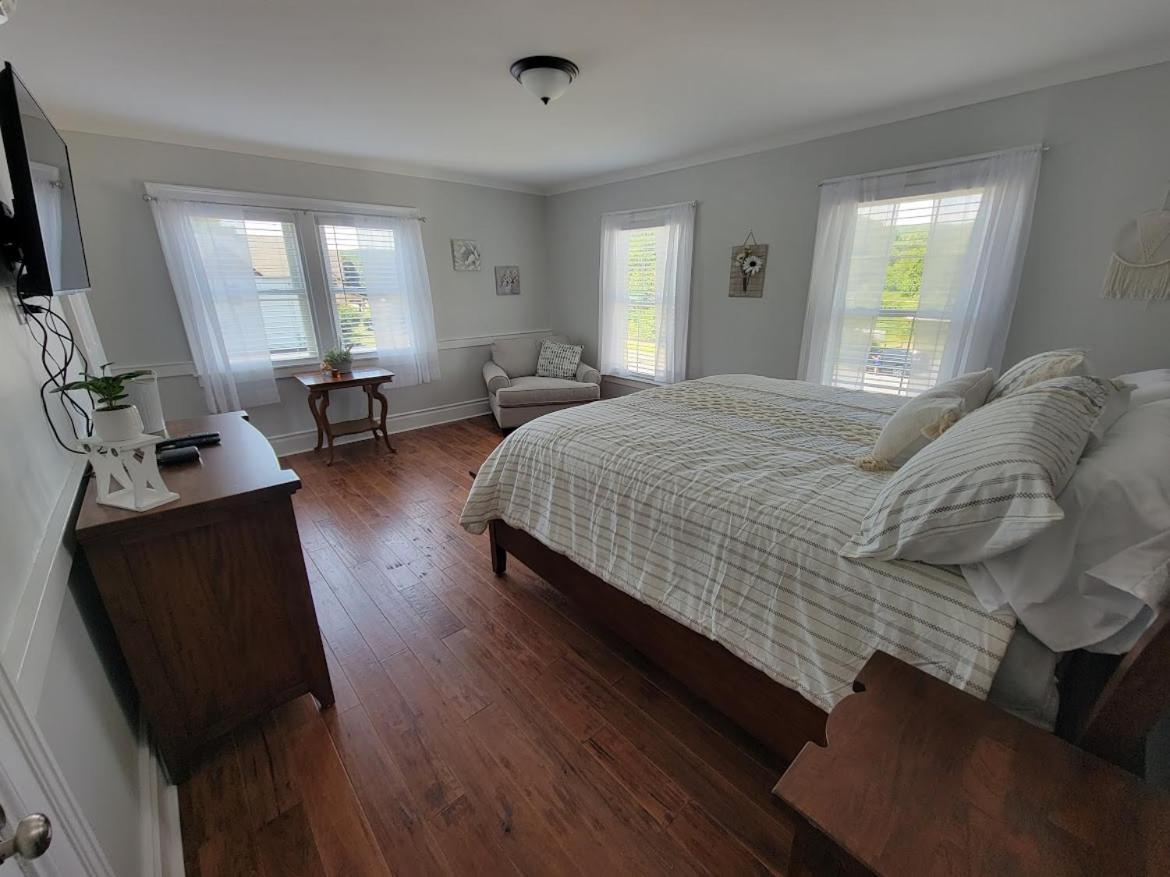 The Hidden Inn South Kortright ภายนอก รูปภาพ
